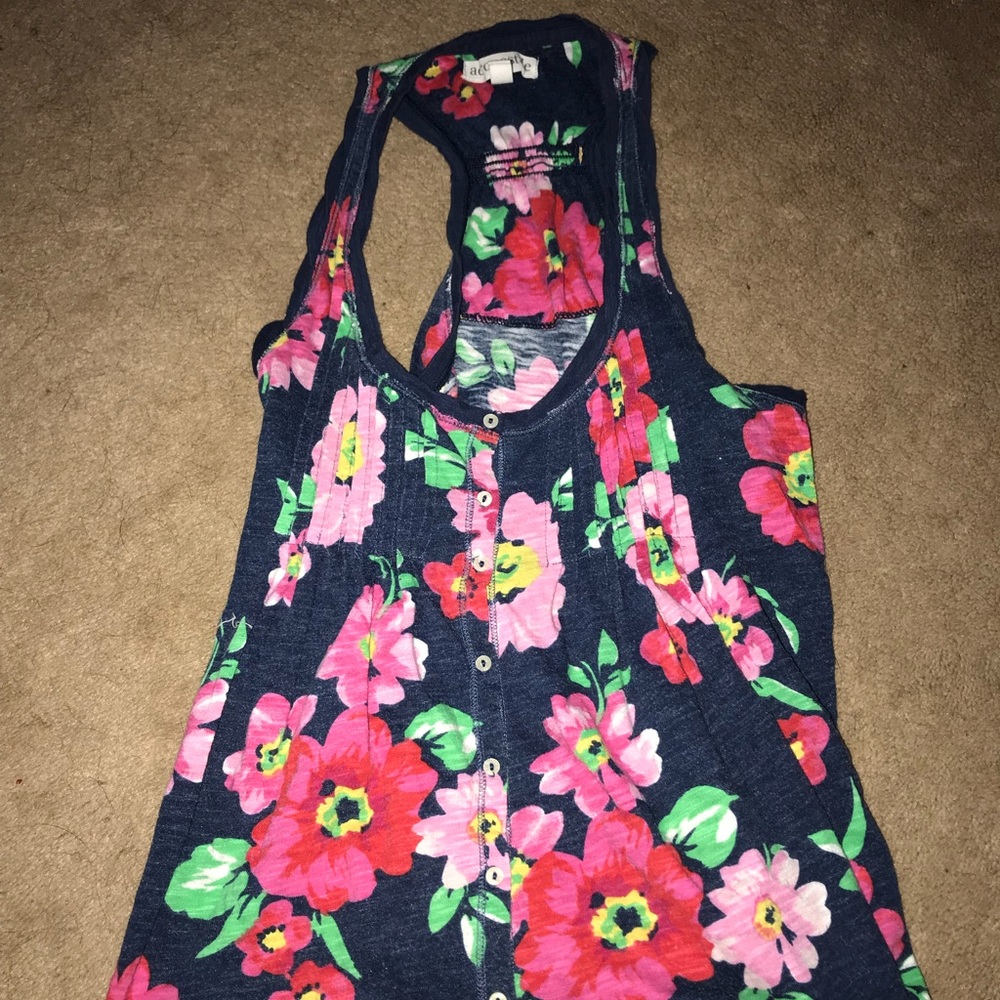 Aeropostale Flowered tank top
